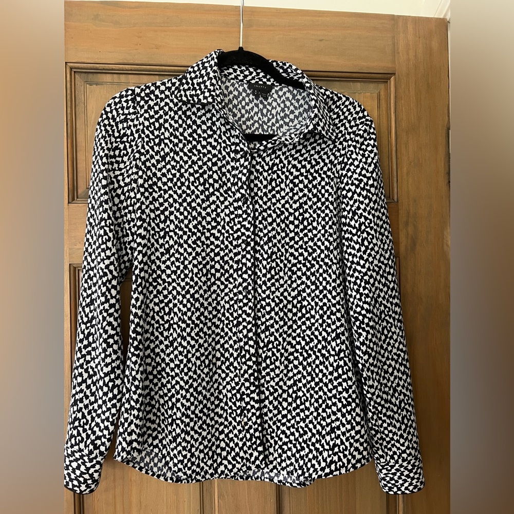Theory Button Down Blouse In Perfect Condition! - image 1